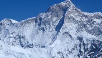 Makalu Base Camp Trek - 21 Days